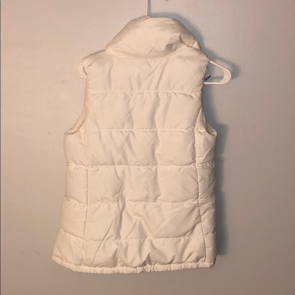 White vest - Picture 2 of 2